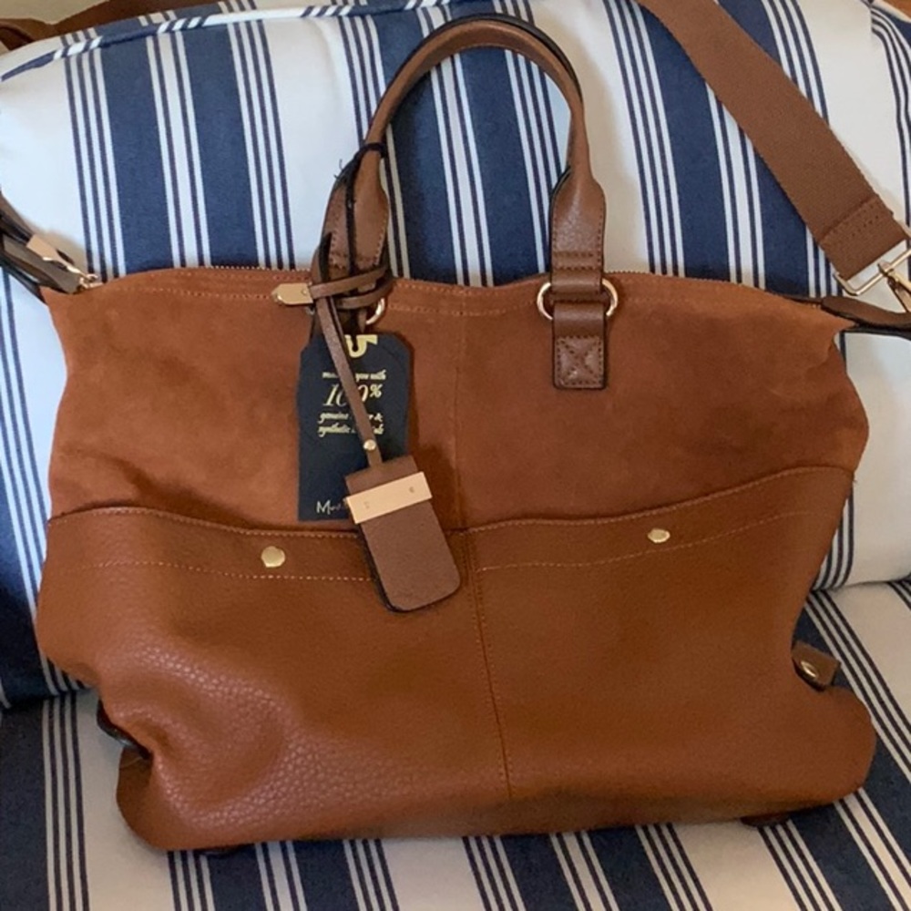 Moda Lux. Mixed material satchel